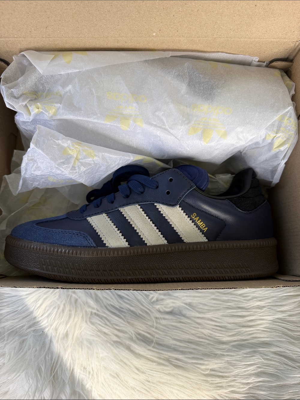 Adidas Samba XLG IE9179 Dark Blue White Gum Men’s 8 Women’s 9